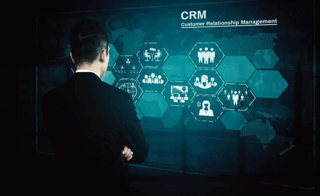 CRM para Melhorar a Organização Empresarial: Como Estruturar Processos e Ganhar Eficiência 8 CRM para Gestão de Equipes Comerciais